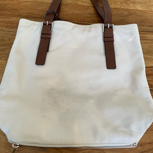 Michael Kors Leather Purse and Dust Bag - Picture 5 of 12